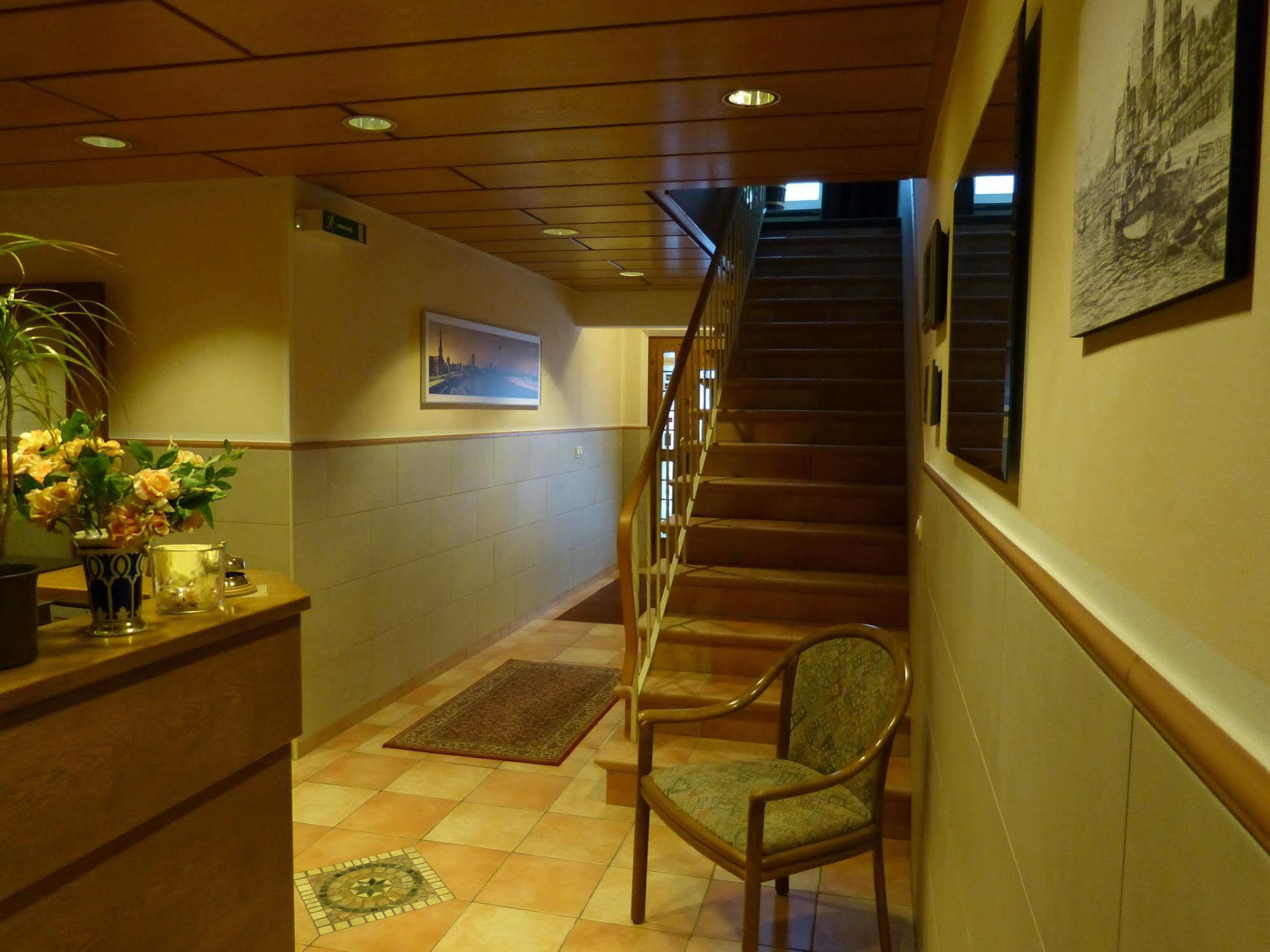 Hotel Wurms Дюселдорф Екстериор снимка