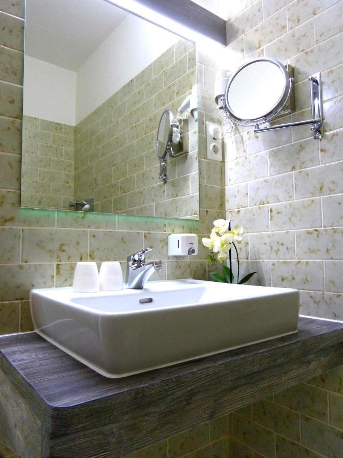 Hotel Wurms Дюселдорф Екстериор снимка